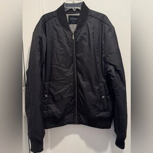 Velvet by Graham & Spencer Men’s Black Nylon Bomber Jacket. Size M. A+ Condition